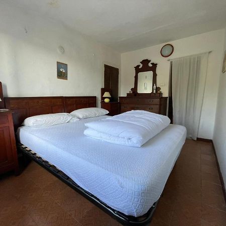 Casa Vacanza Pegrini Nel Centro Storico Di ガーヴィ エクステリア 写真